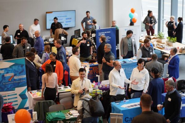 People mingling at the CIC Philadelphia Life Science Vendor Showcase