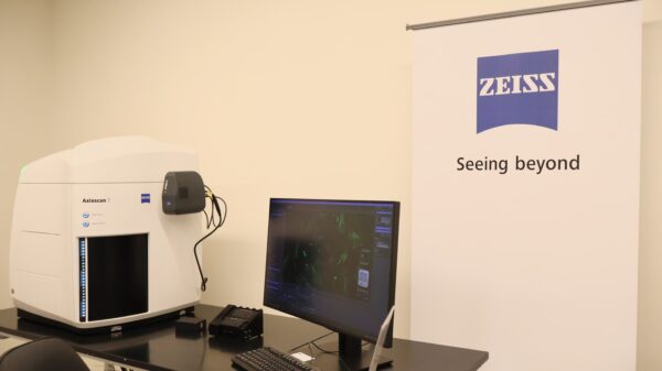 image of a ZEISS microscope