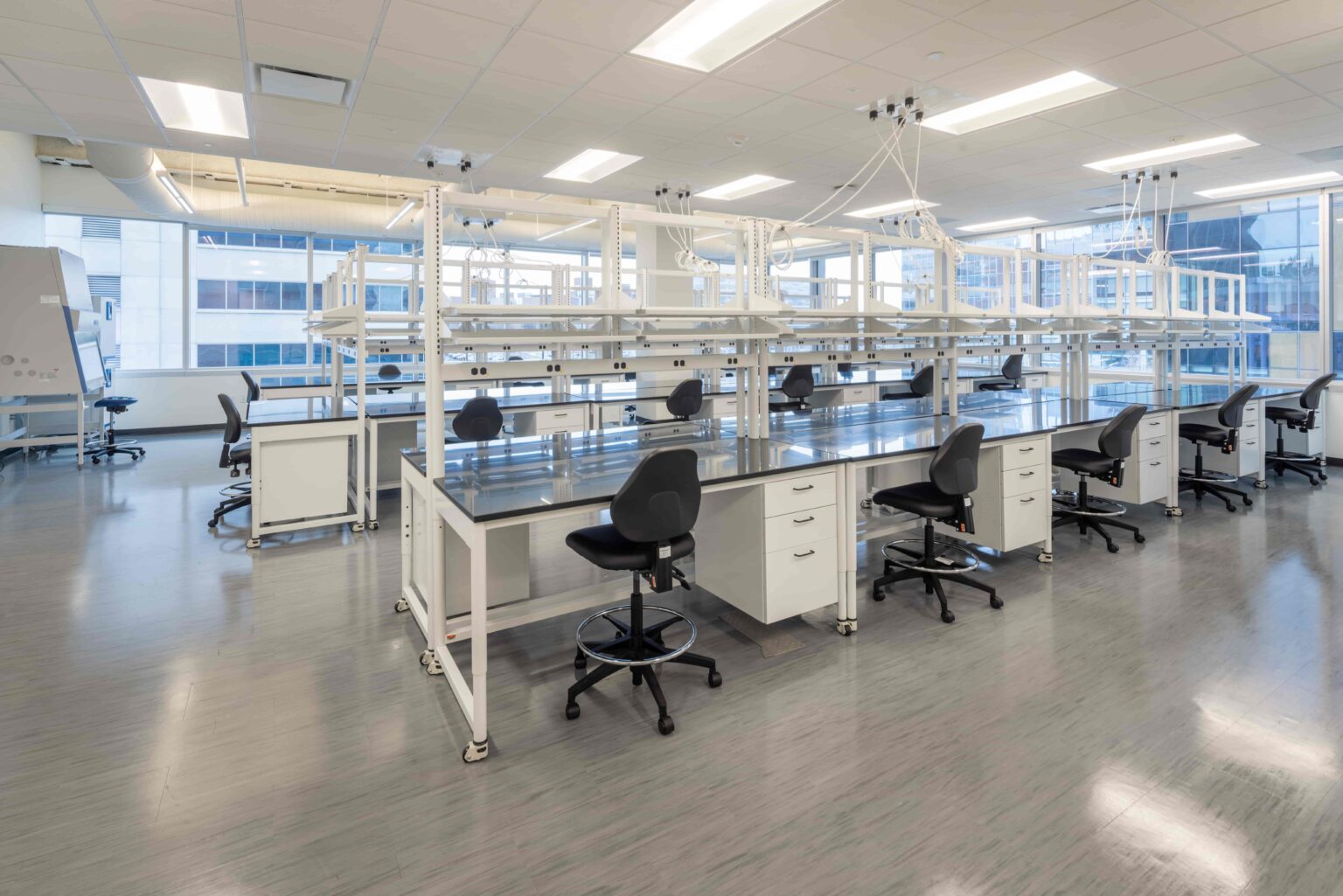 Turnkey lab facilities at CIC Philadelphia