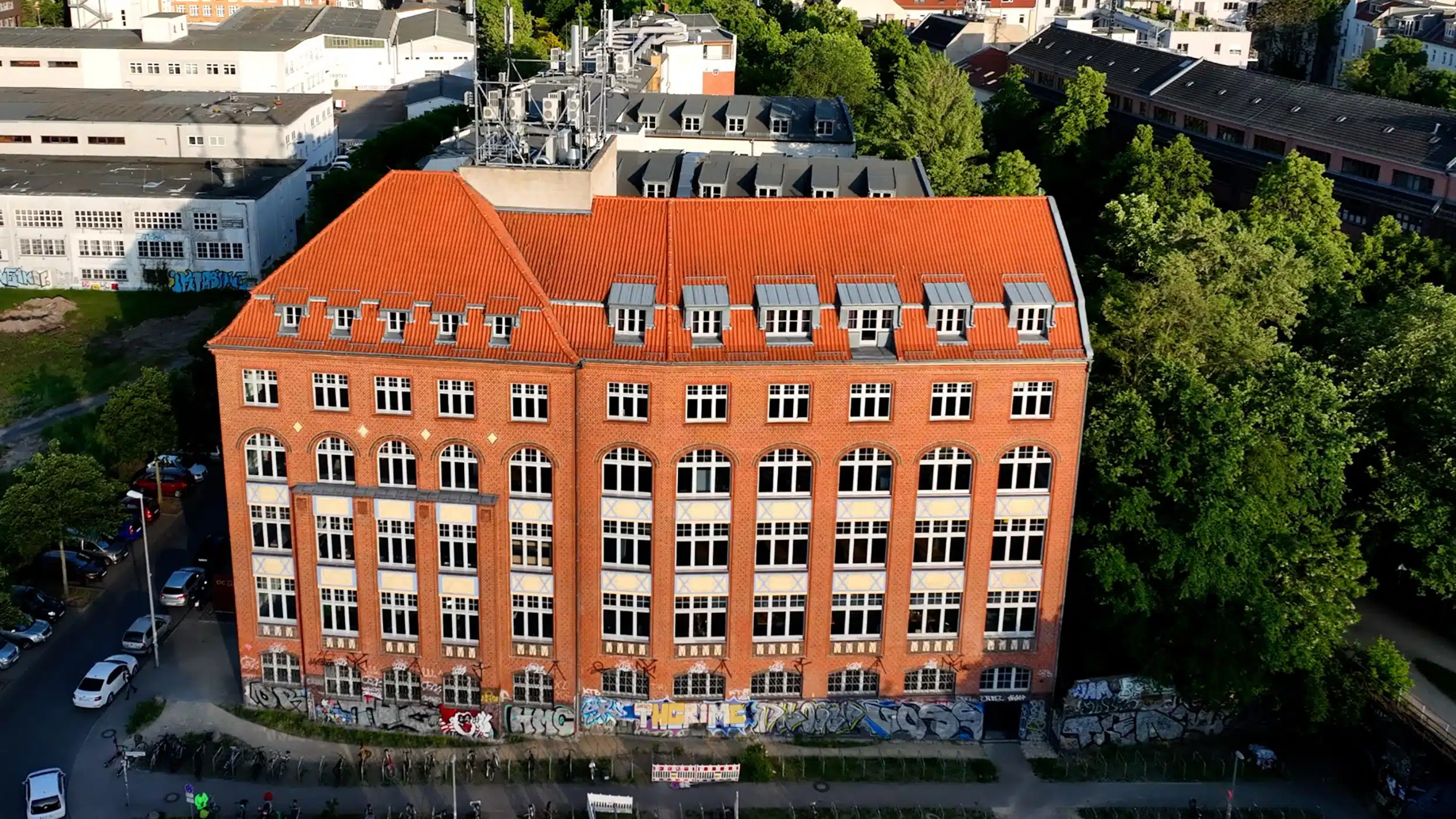 CIC Berlin in the historic L65 complex - bird's eye view